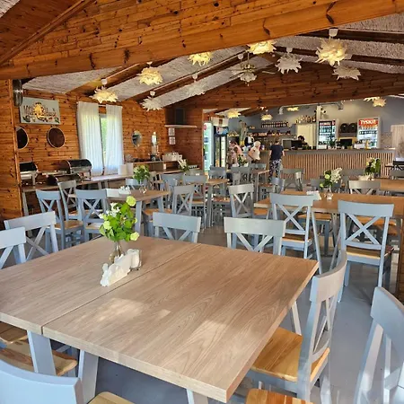 Holiday home Letniskowy Nad Jeziorem W Ow Bachus Do 4 Osob